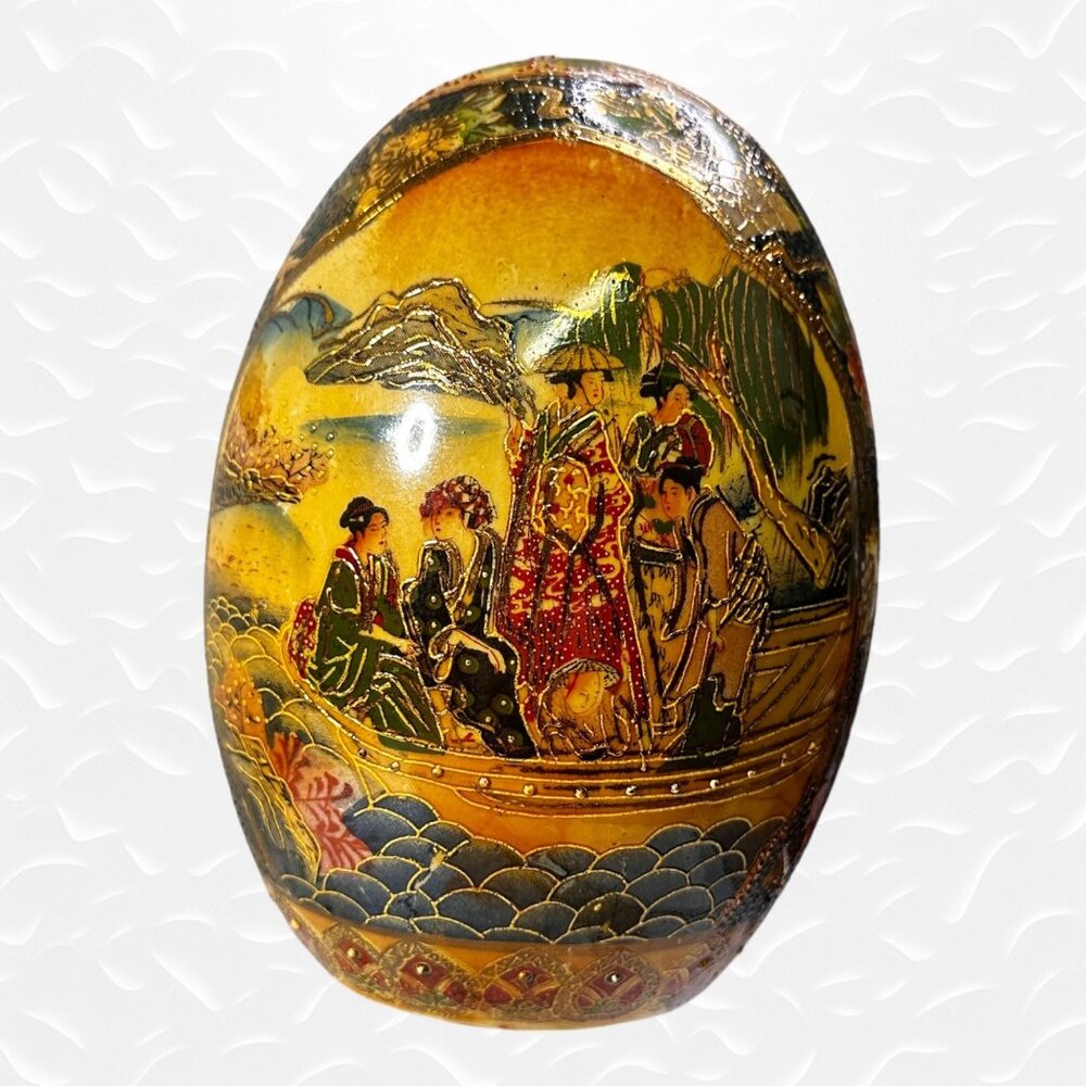 Vintage Satsuma Hand-Painted Ceramic Vase With Scenic Japanese Artwork & Gold Ac